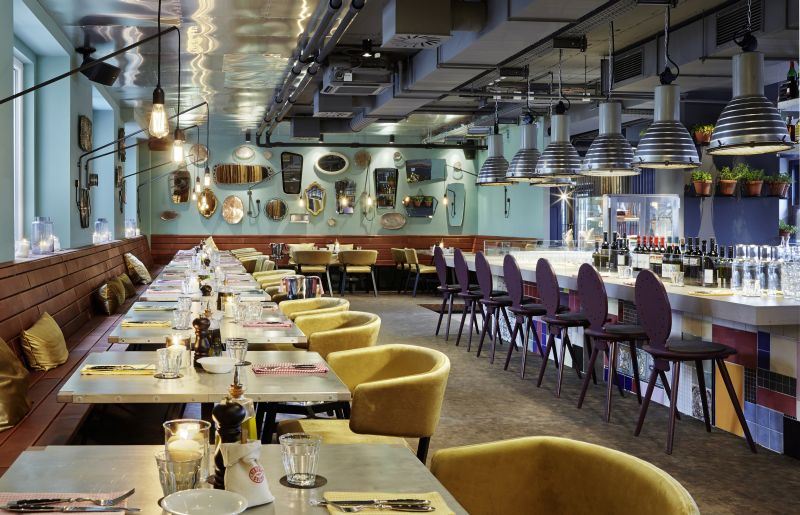   twenty five hours hotel   Wien     das 24-Stunden-Spektakel